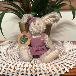 Vintage Boyds Bears and Friends Investment Collectible 8” Julianna Rabbit